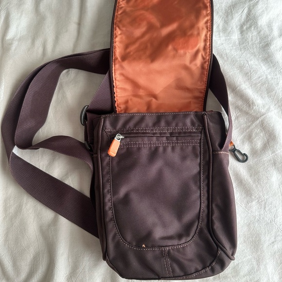 The North Face Brown Crossbody Bag - Picture 2 of 4